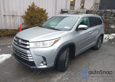 2018 Toyota Highlander Xle from USA, damaged, VIN 5TDJZRFHXJS540160